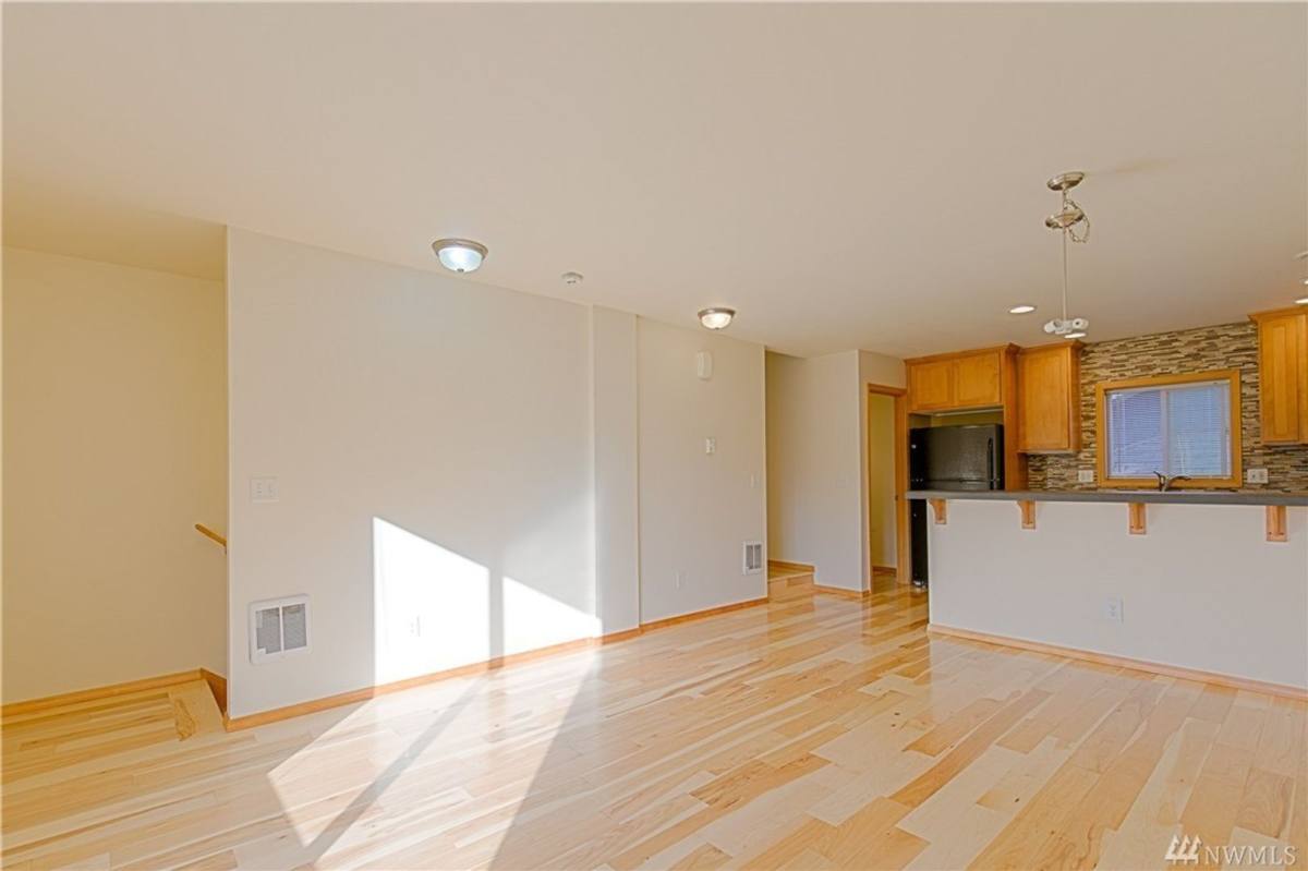 Townhouse for rent at 7953A 9th Ave SW, Seattle, WA 98106