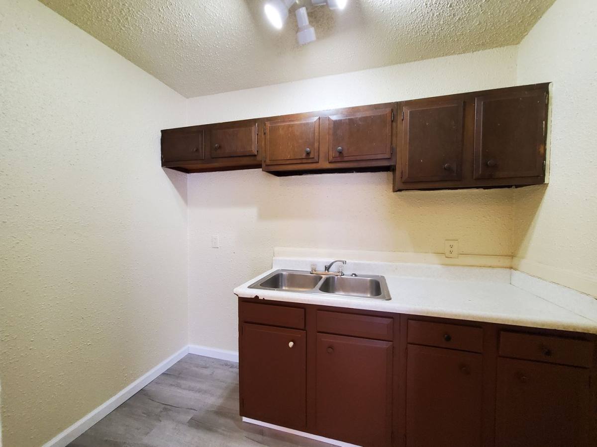 Apartment for rent at 4370 Ave A, Beaumont, TX 77705