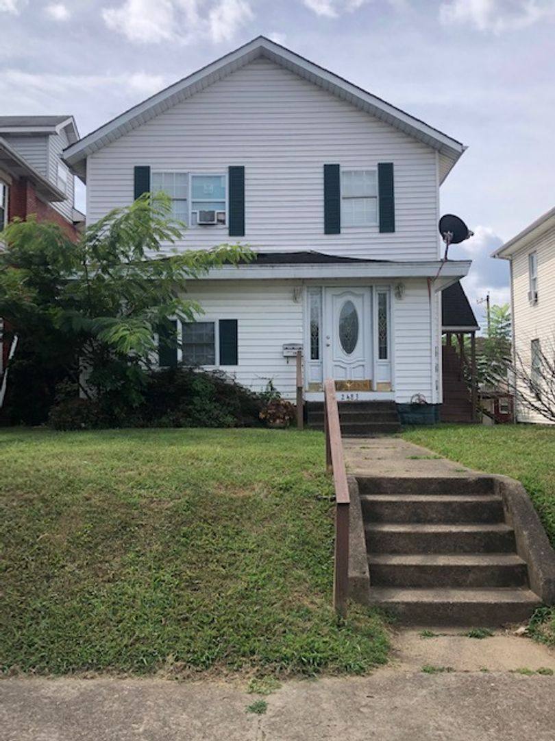 Apartment for rent at 2483 3rd Ave, Huntington, WV 25703