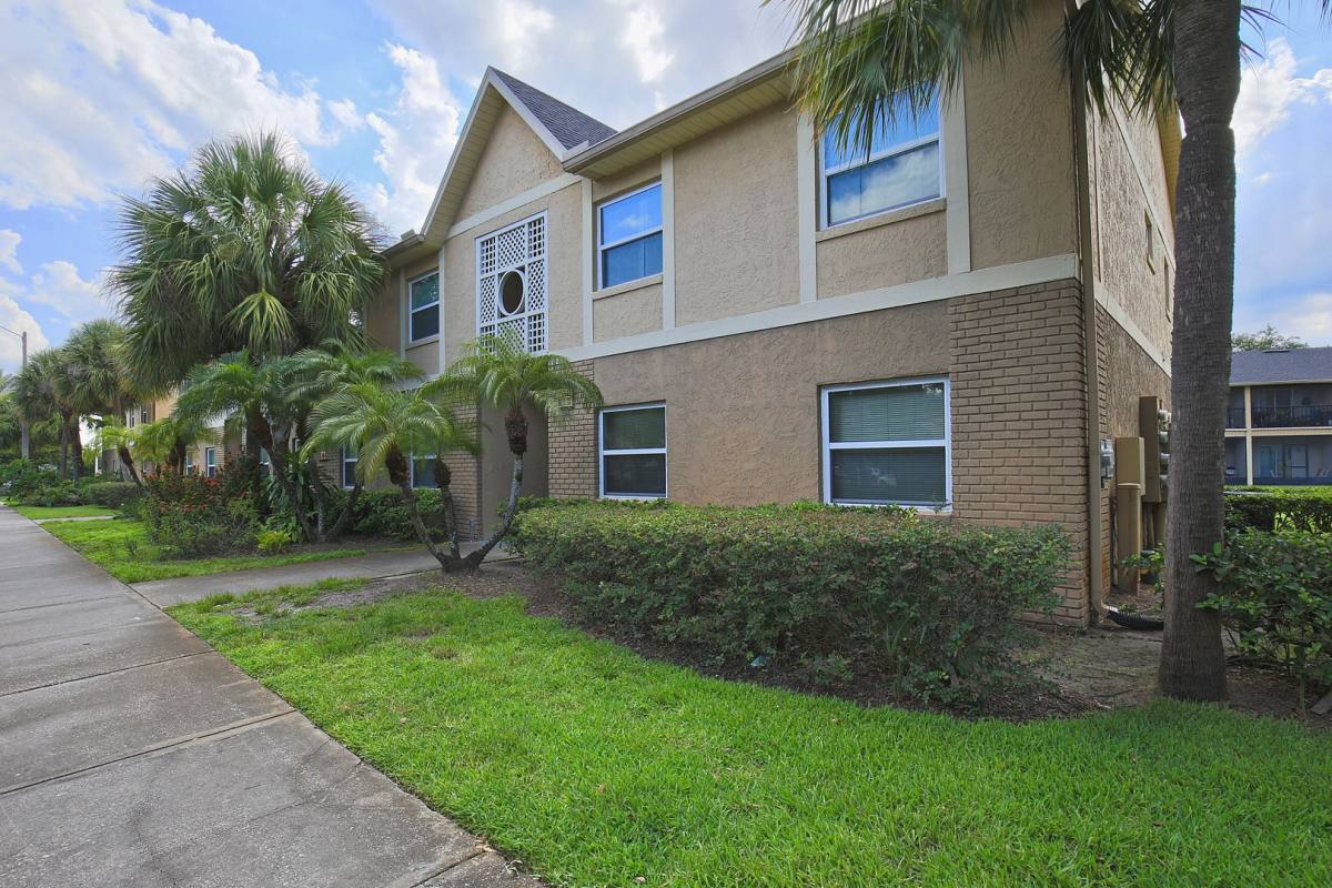 Apartment for rent at 9942 Turf Way #8, Orlando, FL 32837