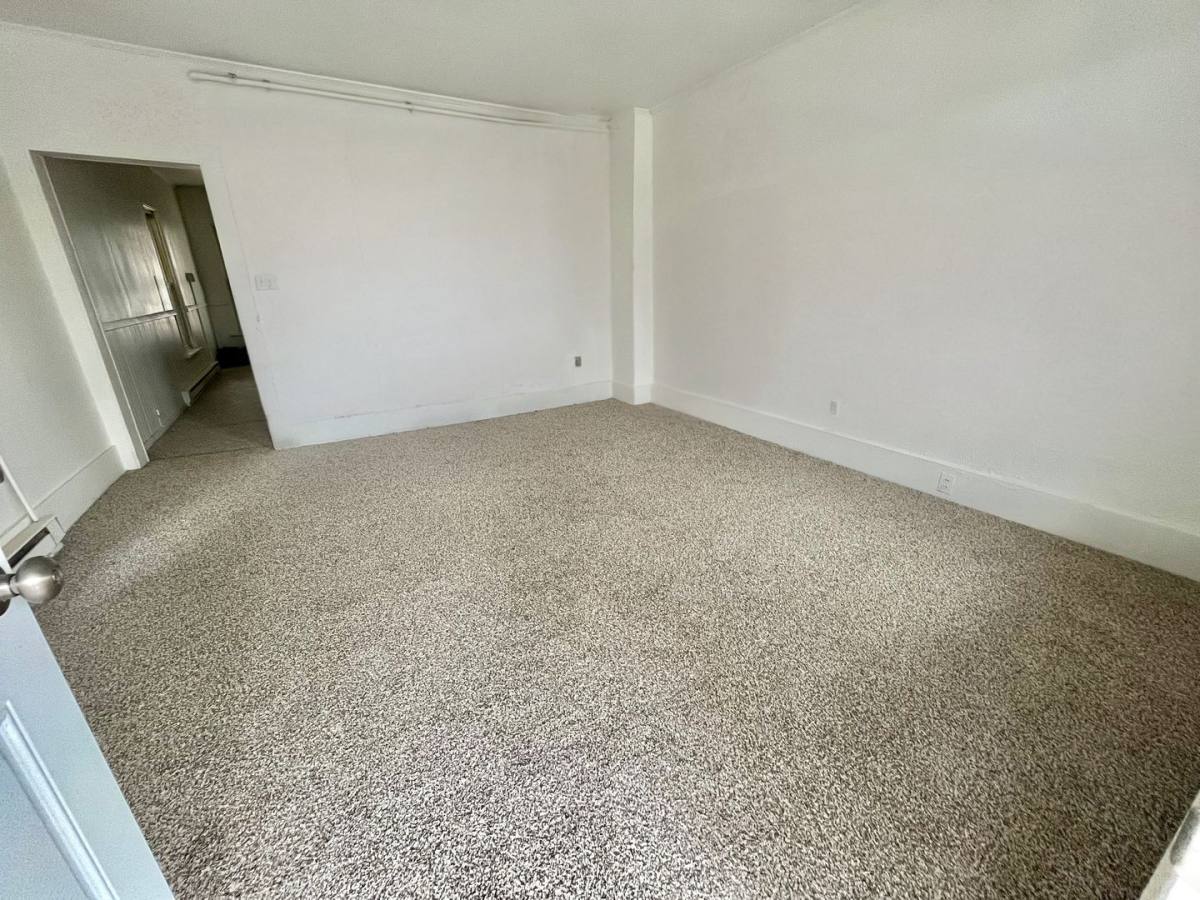 Apartment for rent at 305 W Linn St, Bellefonte, PA 16823
