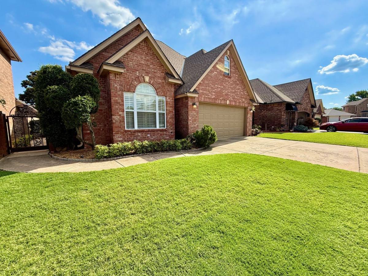 House for rent at 3816 Tudor Circle, Norman, OK 73072