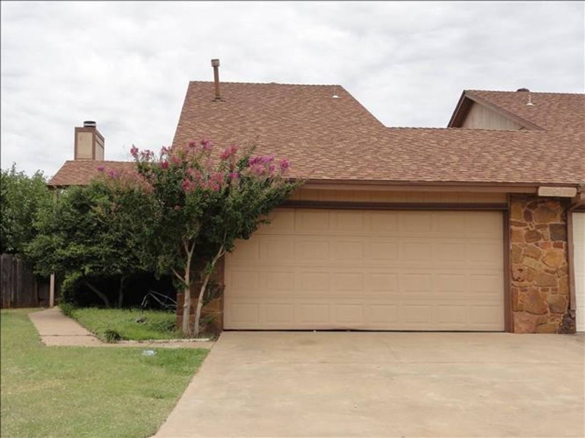 House for rent at 10103 Shadowridge Dr, Oklahoma City, OK 73159