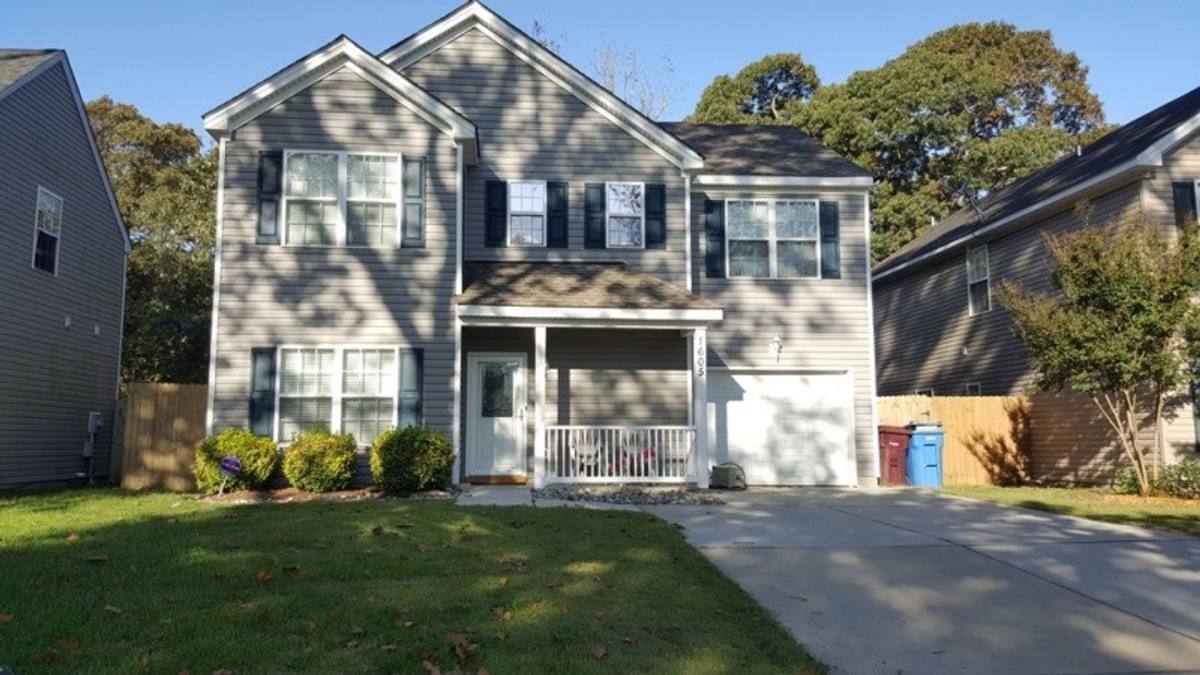 House for rent at 1605 Myrtle Ave, Chesapeake, VA 23325