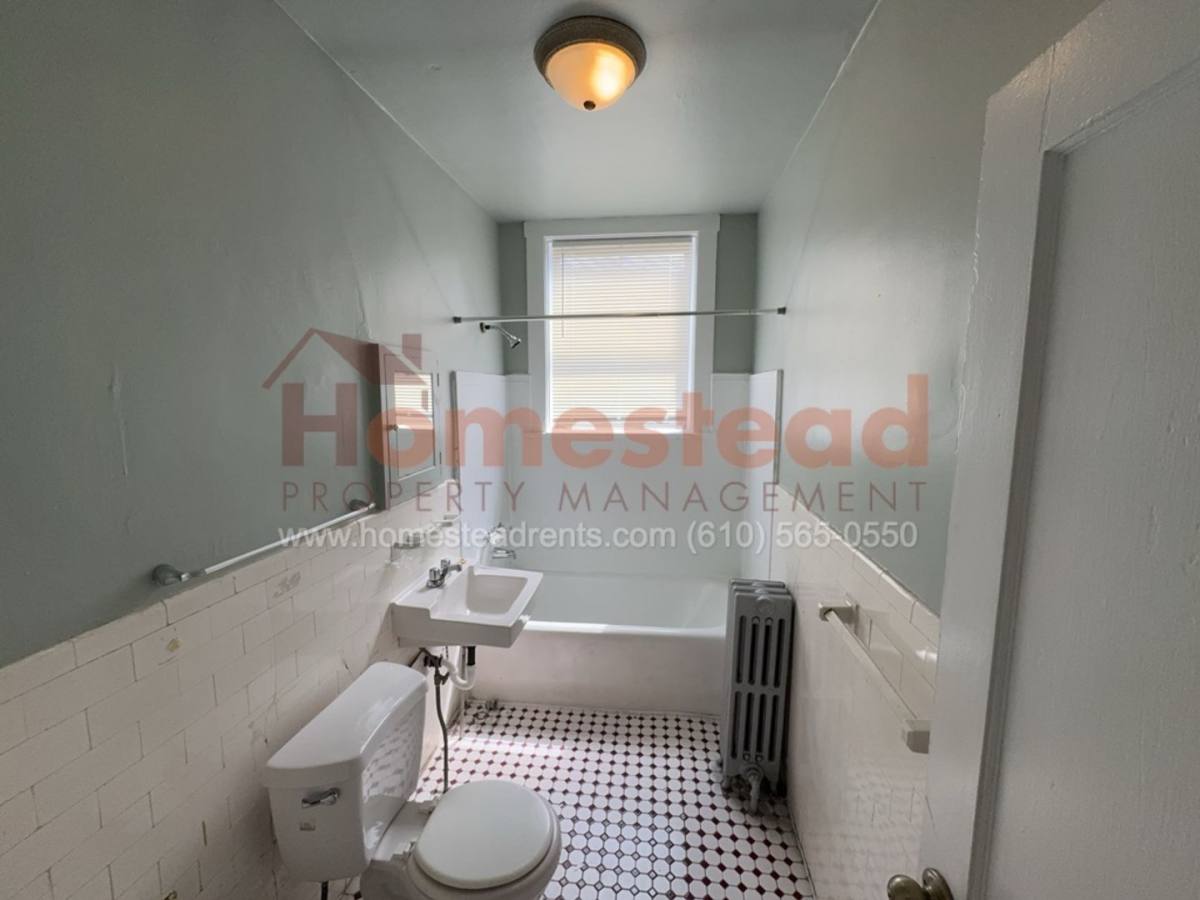 Apartment for rent at 7317 W Chester Pike, Upper Darby, PA 19082