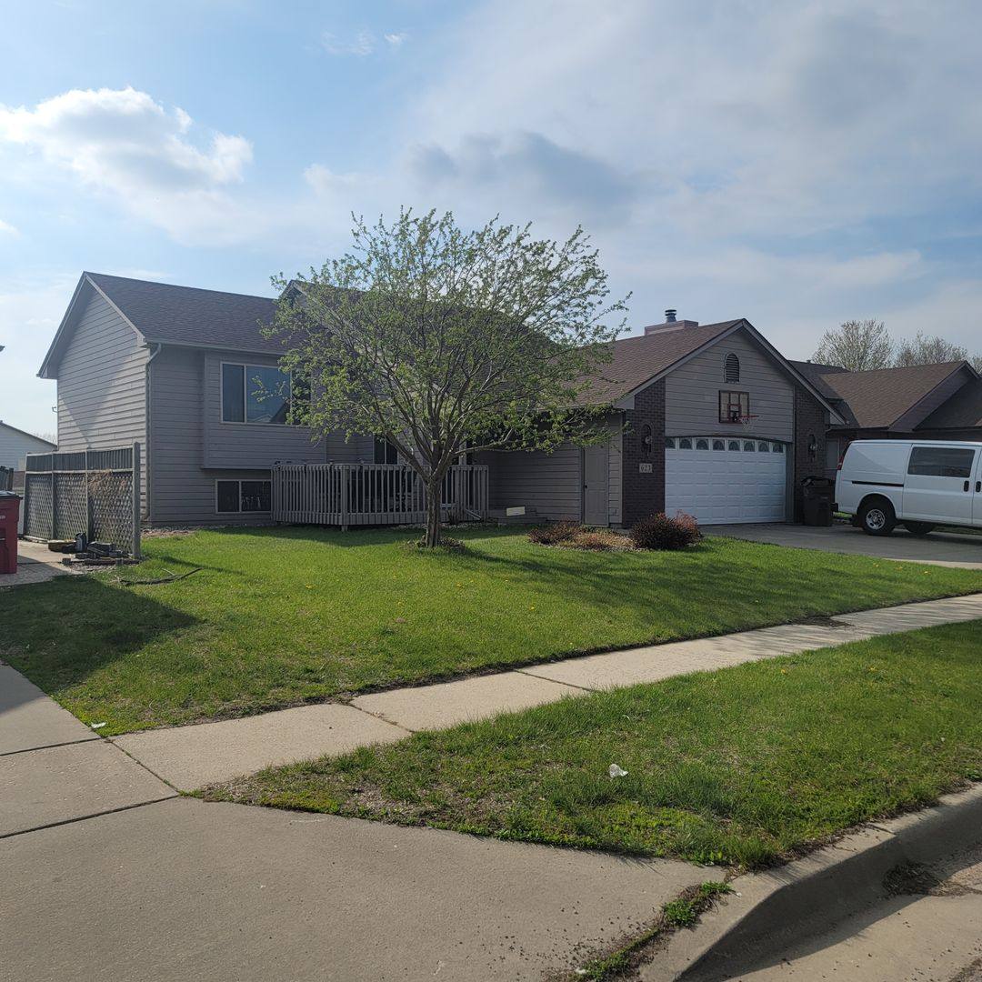 House for rent at 623 N Shepherd Ave, Sioux Falls, SD 57103