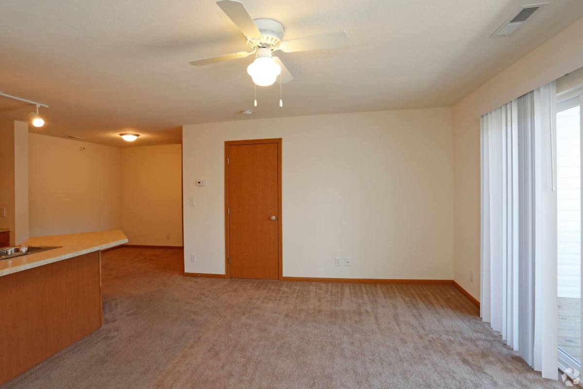 710 Veterans Memorial Parkway W, Lafayette, IN 47909 - Apartment For Rent - Image 10