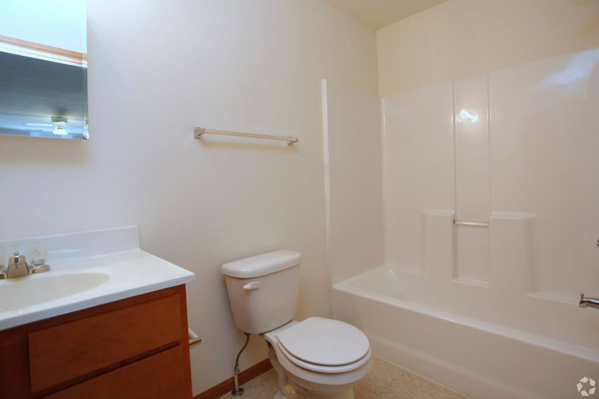 710 Veterans Memorial Parkway W, Lafayette, IN 47909 - Apartment For Rent - Image 8