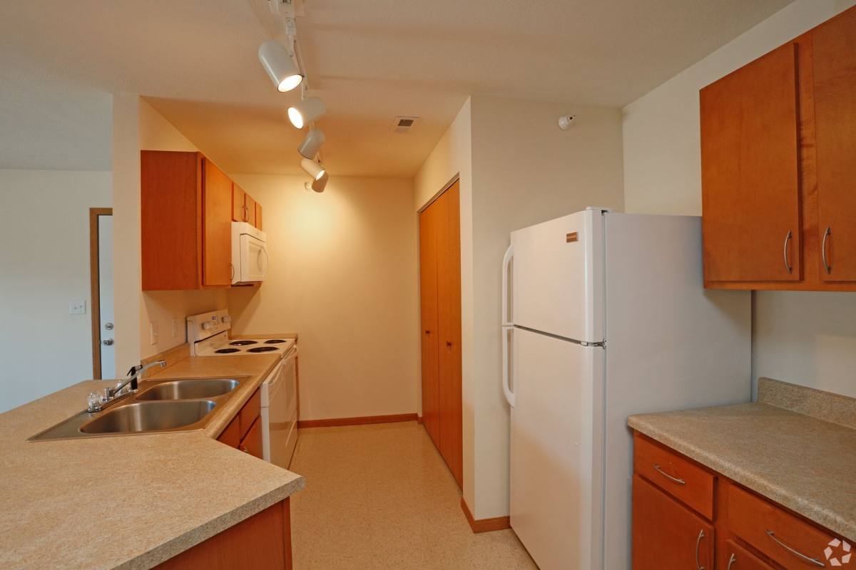 Apartment for rent at 710 Veterans Memorial Parkway W, Lafayette, IN 47909