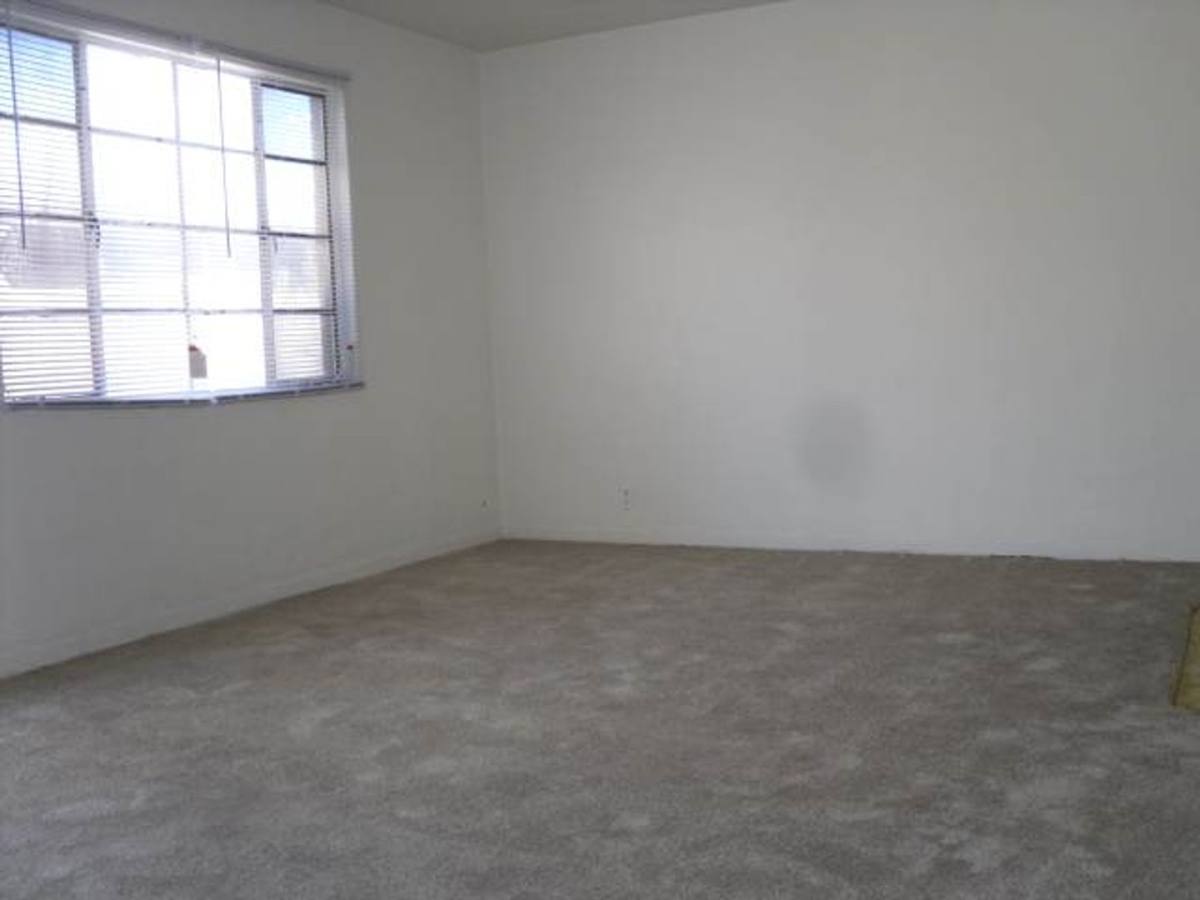 House for rent at 731 W University Dr, Tempe, AZ 85281