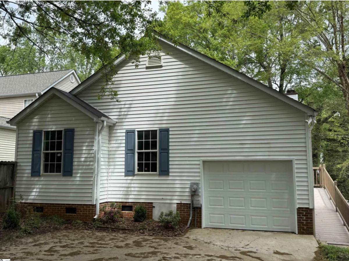 House for rent at 5 Townes Creek Court, Greenville, SC 29609