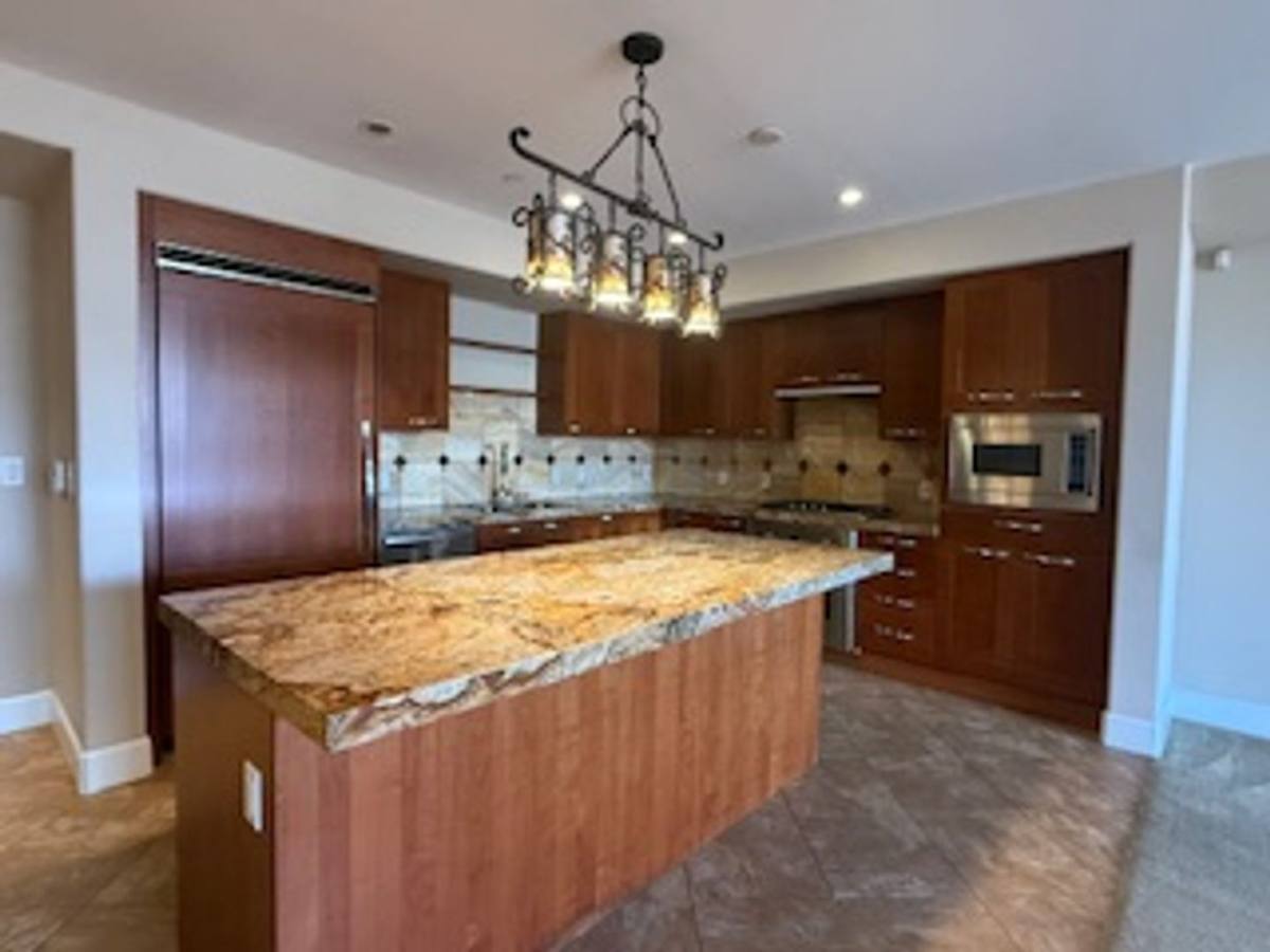 Apartment for rent at 8035 Scholarship, Irvine, CA 92612