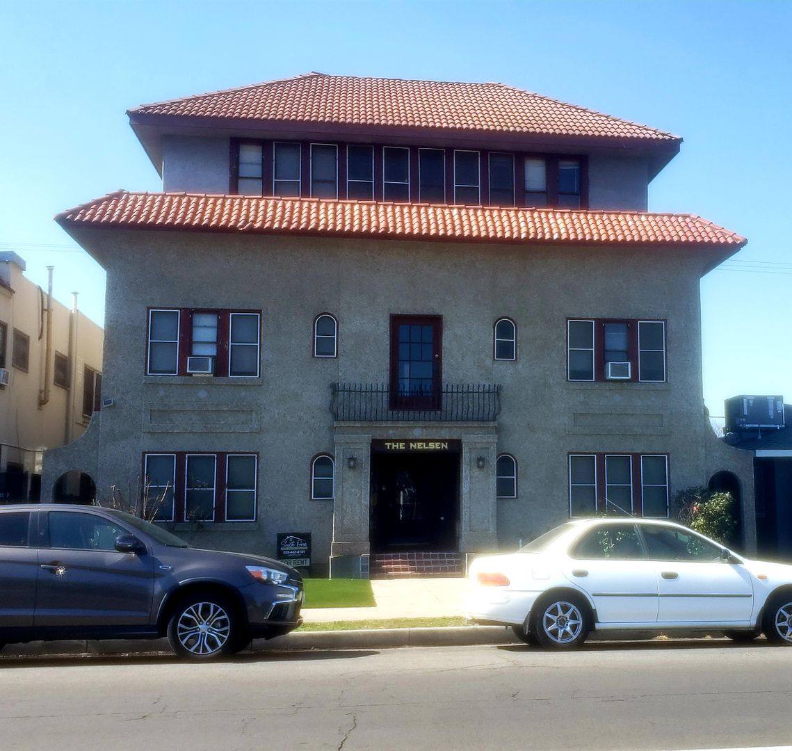 Apartment for rent at 1561 N Van Ness Ave, Fresno, CA 93728
