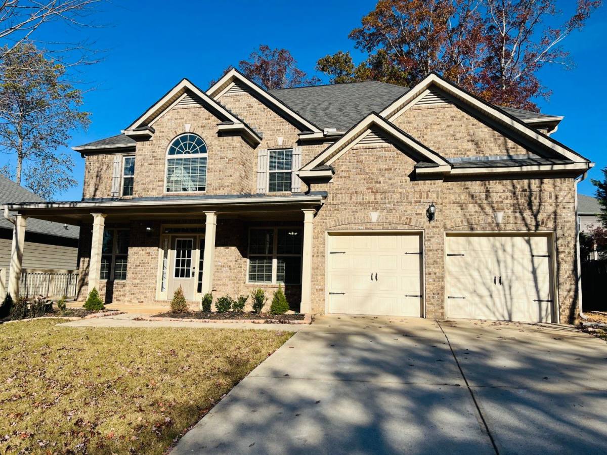 House for rent at 7 Hollow Way Point, Newnan, GA 30265