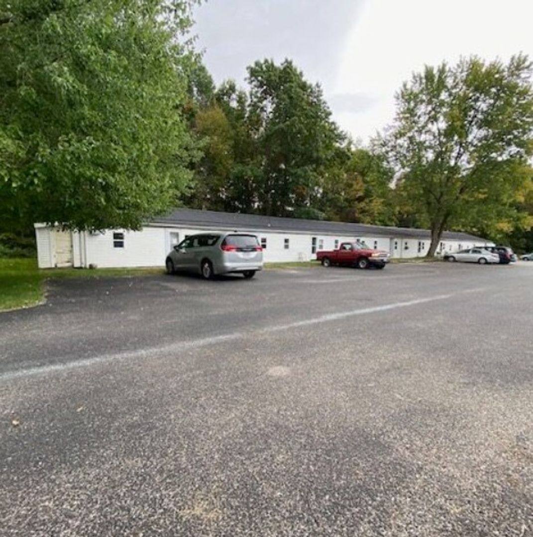 Apartment for rent at 1842 Grace Rd, Akron, OH 44312