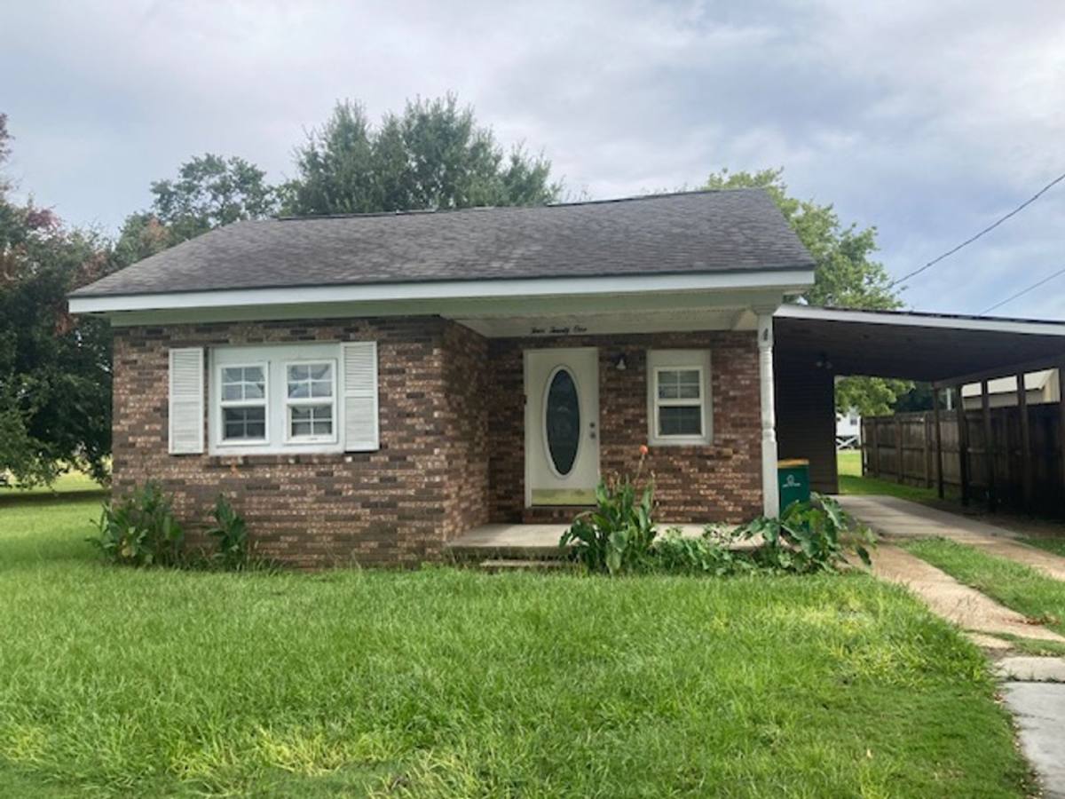 House for rent at 421 Pearl St, Biloxi, MS 39530