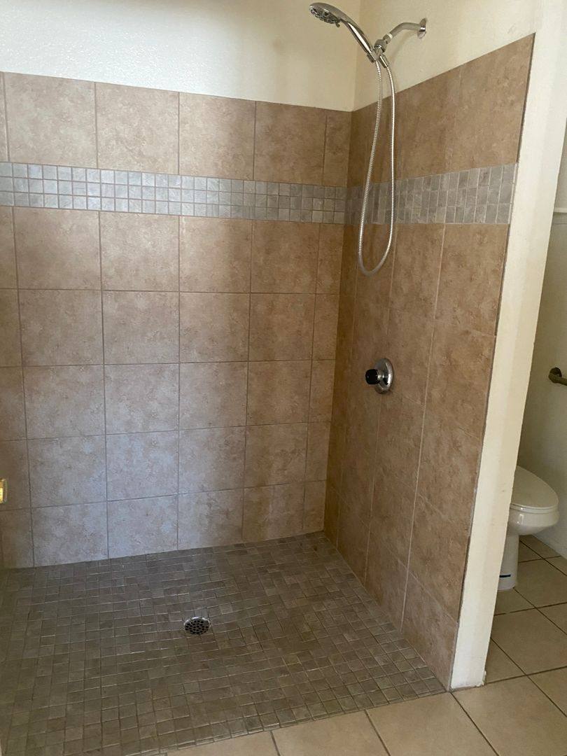 Sage Villa, 8530 N 59th Ave, Glendale, AZ 85302 - Apartment for Rent - Image 3