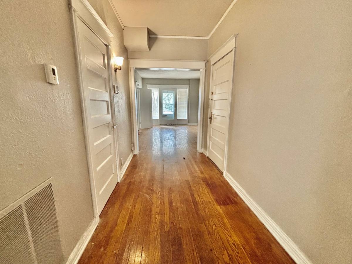 Apartment for rent at 112 E 43rd St, Kansas City, MO 64111