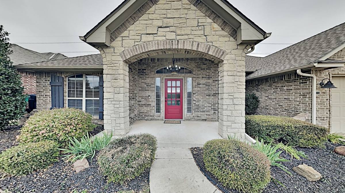House for rent at 4609 NW 164th Terrace, Edmond, OK 73013