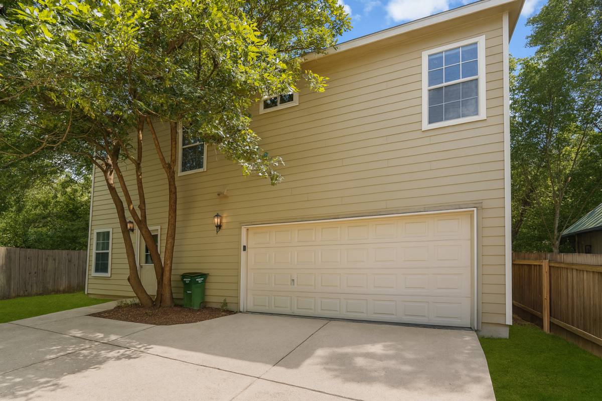 Townhouse for rent at 408 Nelray Blvd #B, Austin, TX 78751