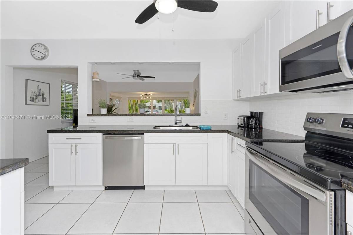 House for rent at 1626 Fletcher St, Hollywood, FL 33020