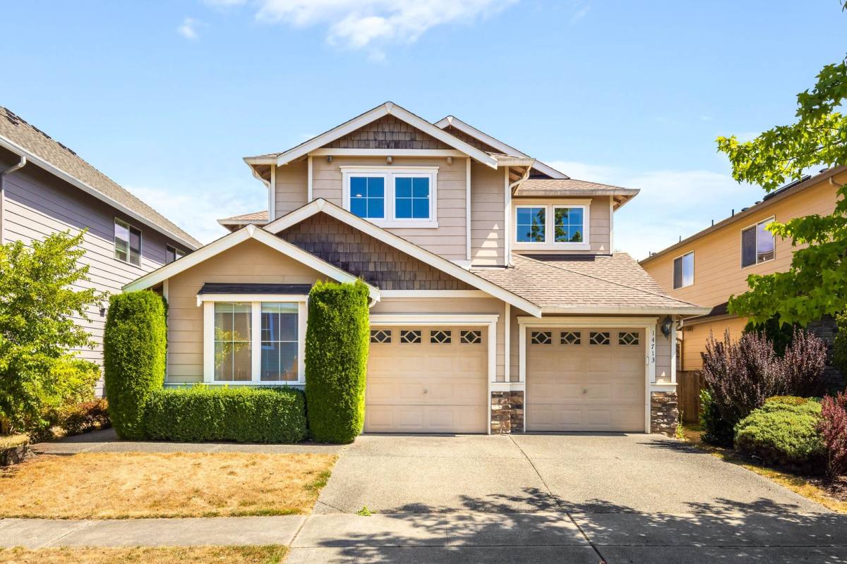 House for rent at 14713 37th Ave SE, Bothell, WA 98012