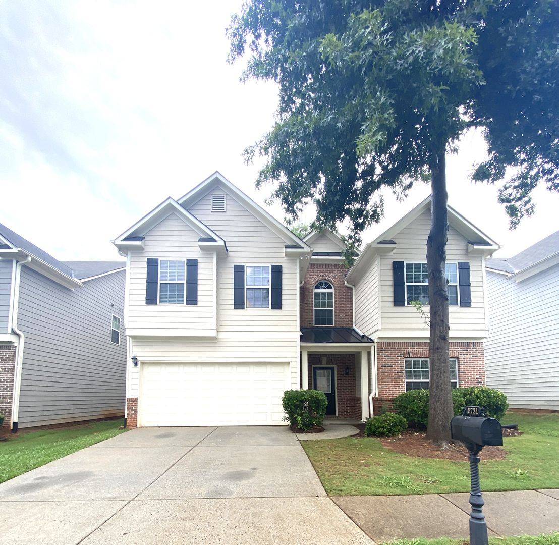 House for rent at 5721 Apple Grove Rd, Buford, GA 30519