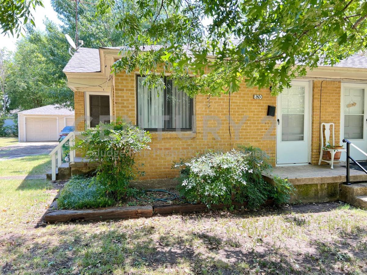 House for rent at 820 Denton St, Denton, TX 76201