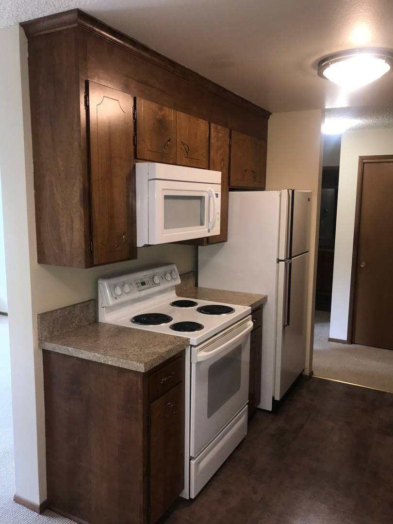 Apartment for rent at 465 N 45th St, Seattle, WA 98103