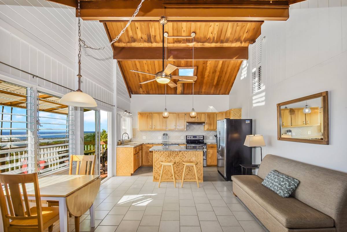 House for rent at 77-330 Sunset Dr, Kailua Kona, HI 96740