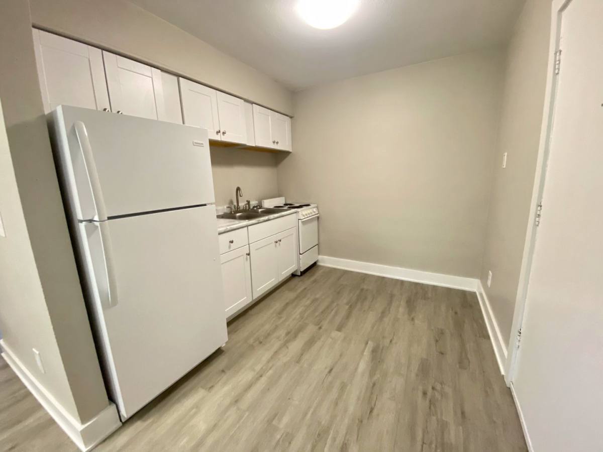 Apartment for rent at 1301 Hoffman Ave, Des Moines, IA 50316