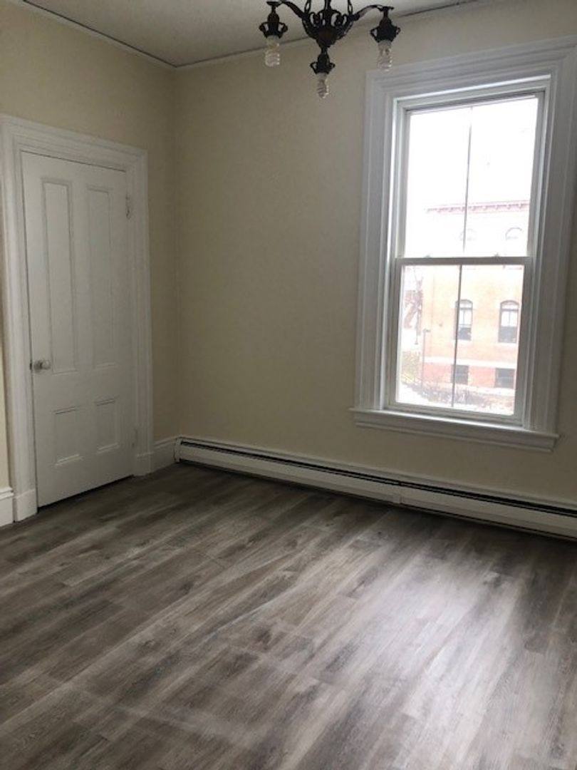 Apartment for rent at 295 Brown St, Westbrook, ME 04092