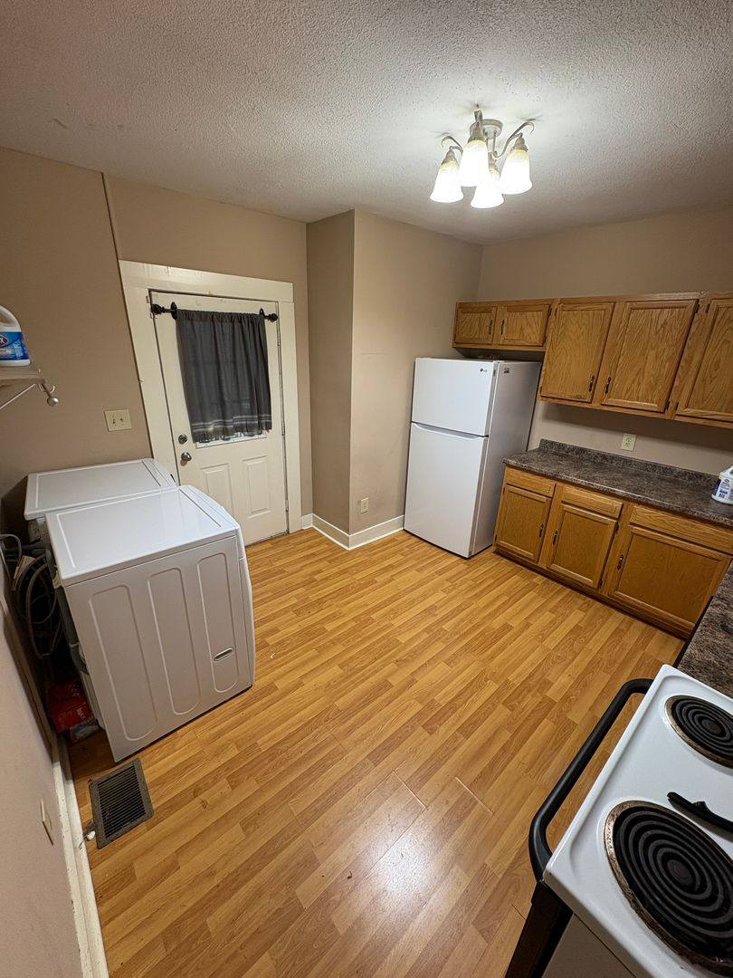 Apartment for rent at 710 Cabell Dr, Bowling Green, KY 42102