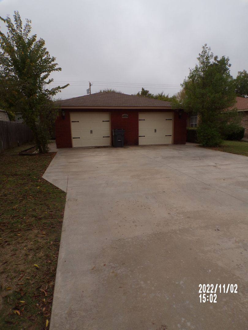 House for rent at 512 NW Ferris, Lawton, OK 73507