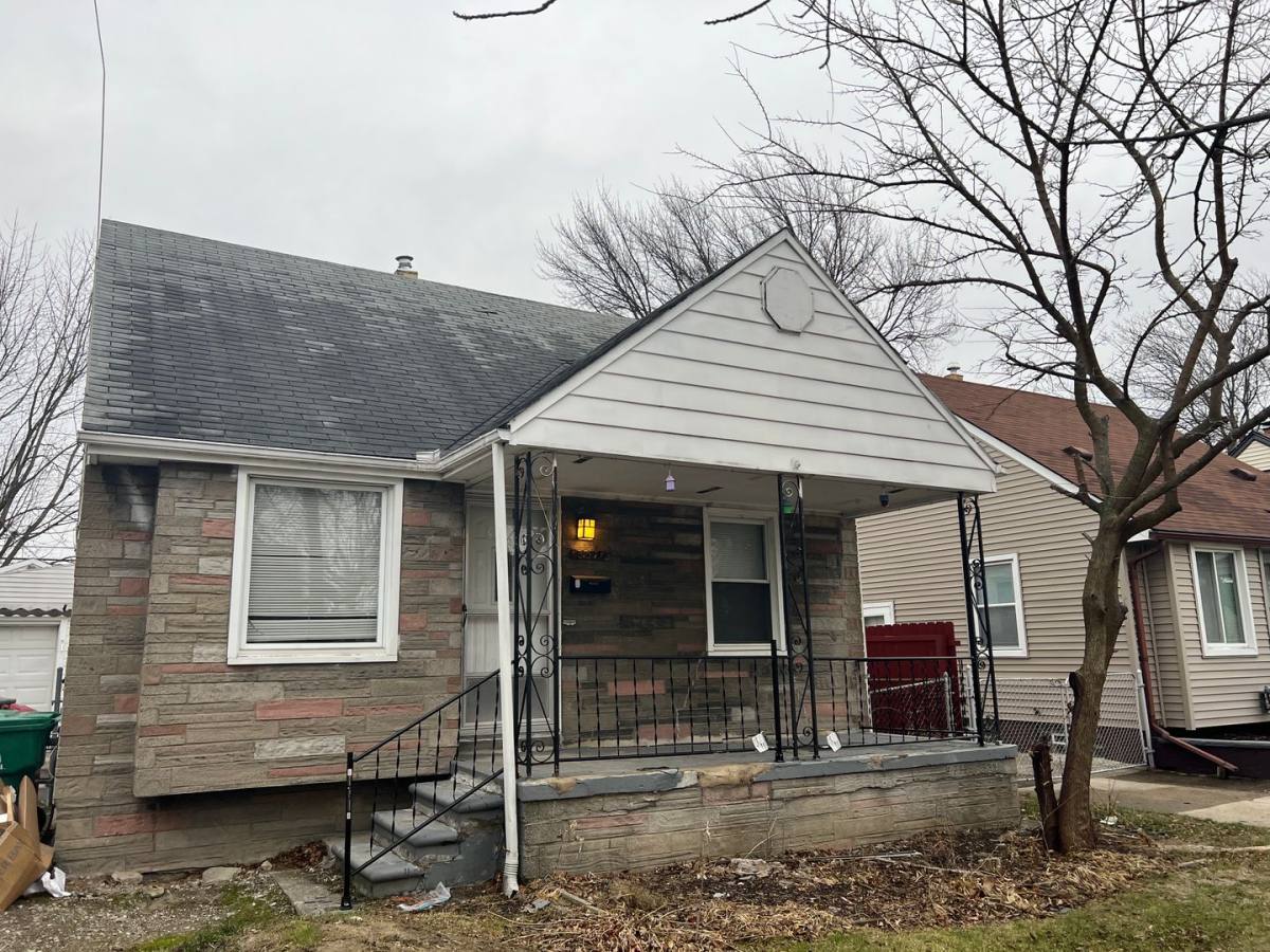 House for rent at 22124 Tuscany, Eastpointe, MI 48021