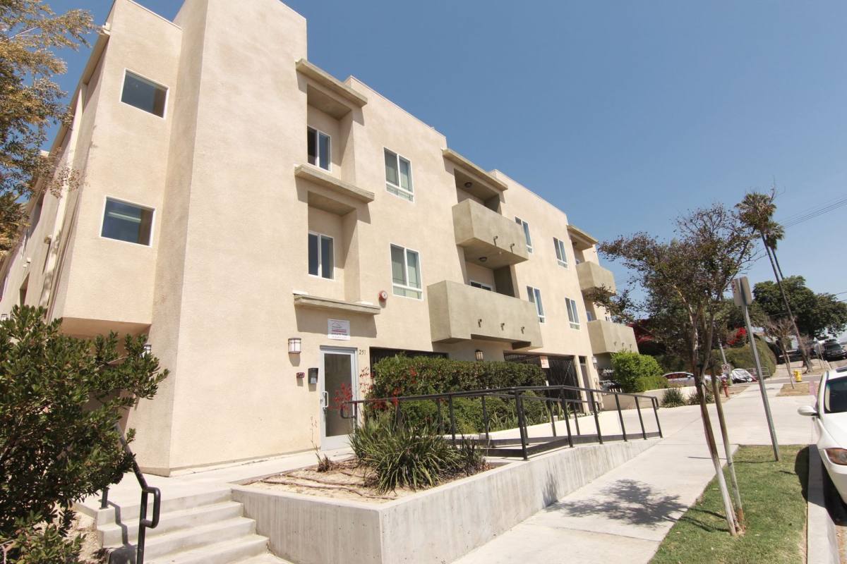 Apartment for rent at 251 Robinson St, Los Angeles, CA 90026