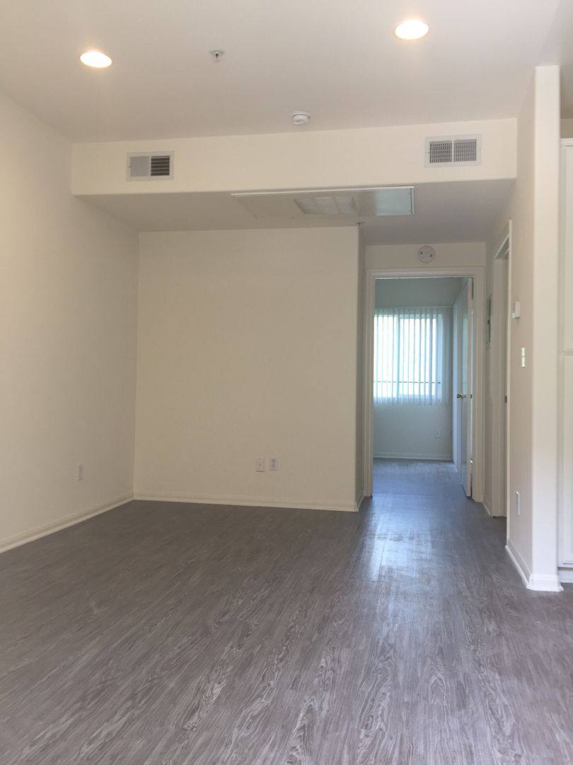 Apartment for rent at 251 Robinson St, Los Angeles, CA 90026
