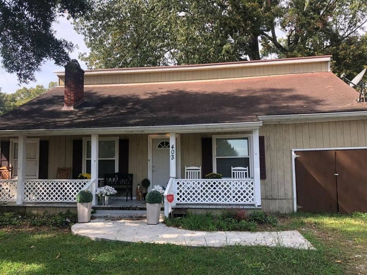 House for rent at 403 N Moore Rd, Chattanooga, TN 37411