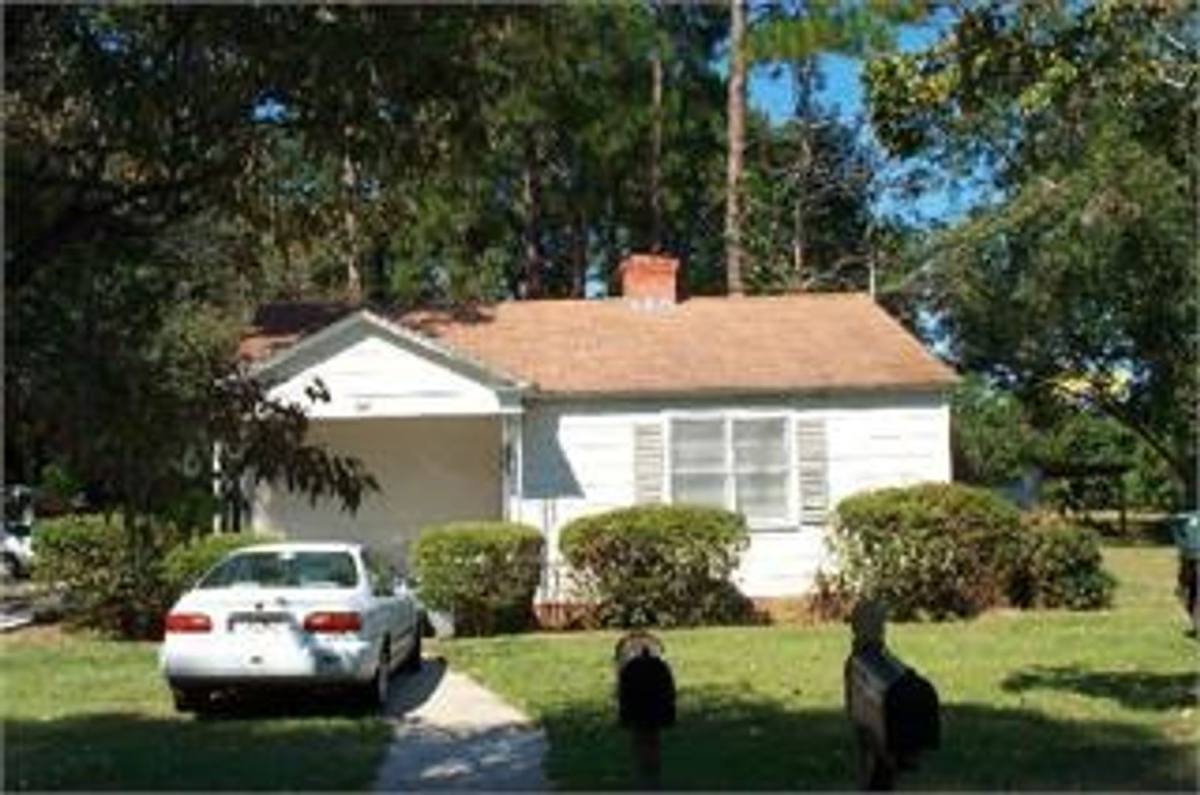 Apartment for rent at 406 E College St, Valdosta, GA 31602
