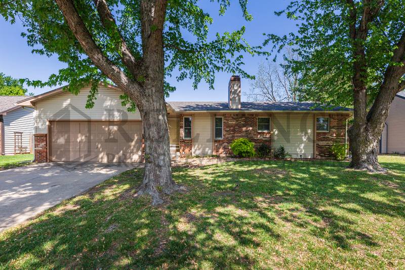 House for rent at 510 N Parkridge St, Wichita, KS 67212