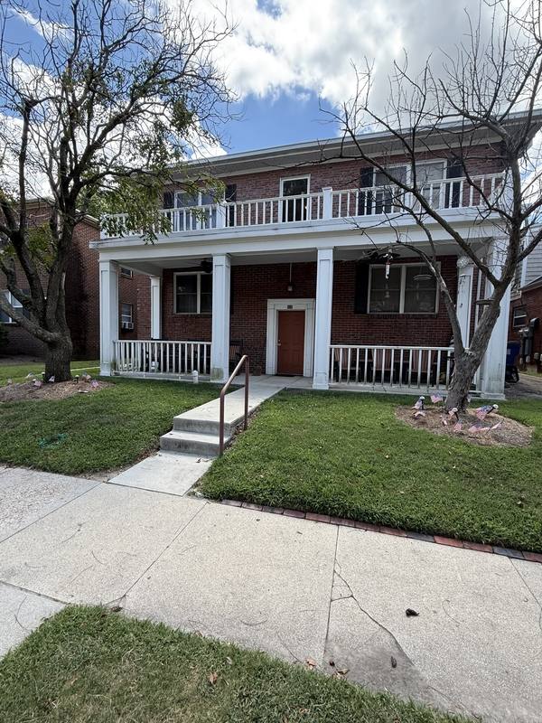 Apartment for rent at 825 Harrington Ave, Norfolk, VA 23517