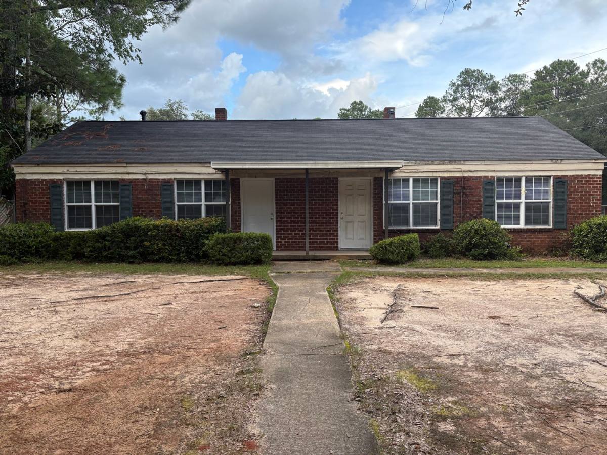 House for rent at 615-B Eighth Ave, Albany, GA 31701