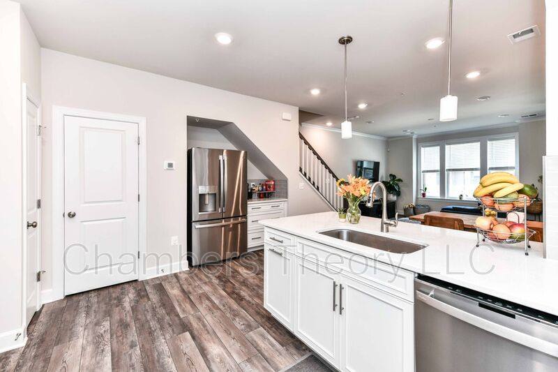 Townhouse for rent at 43446 Stonewood Crossing Terrace, Ashburn, VA 20148