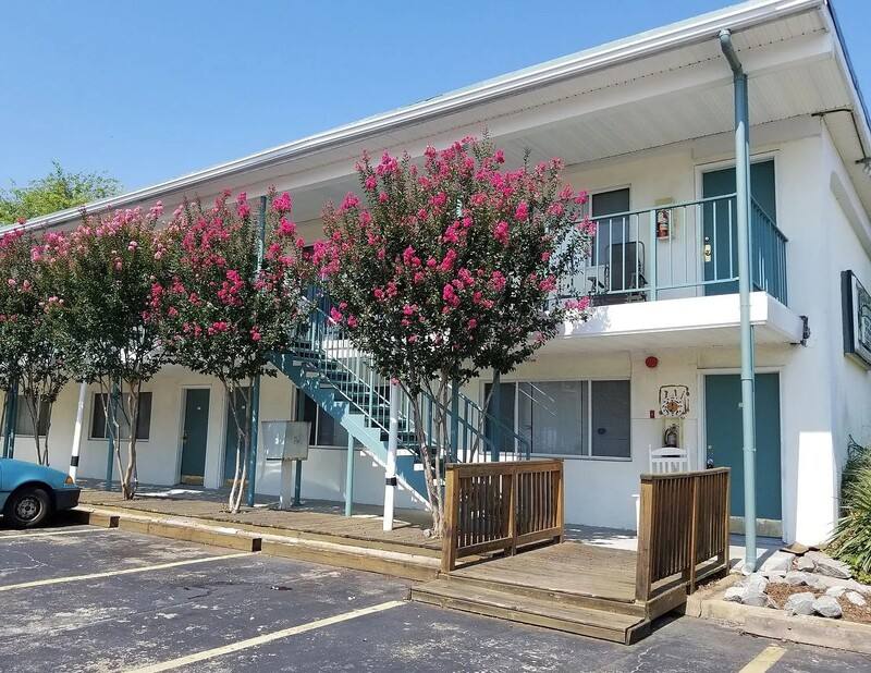 Apartment for rent at 255 W Ocean View Ave #16, Norfolk, VA 23503