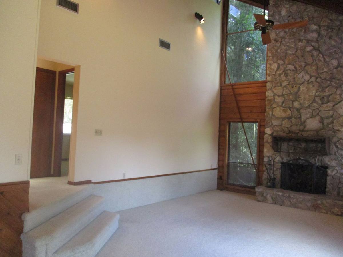 House for rent at 1631 NW 94th St, Gainesville, FL 32606