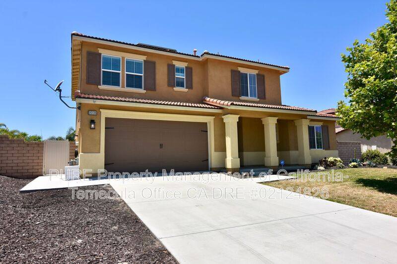 House for rent at 35139 Painted Rock St, Winchester, CA 92596