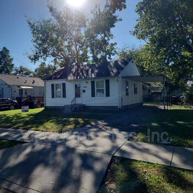 House for rent at 1018 Navaho Place, Louisville, KY 40215