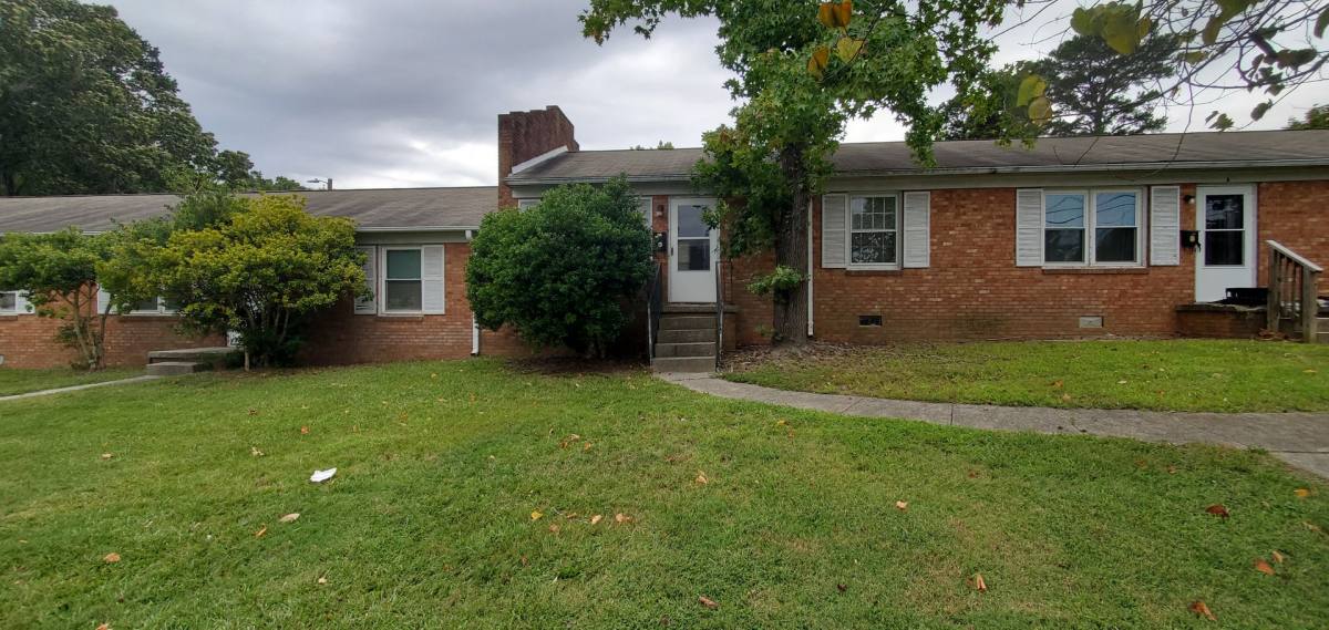 Apartment for rent at 2200 Montclair, Greensboro, NC 27407