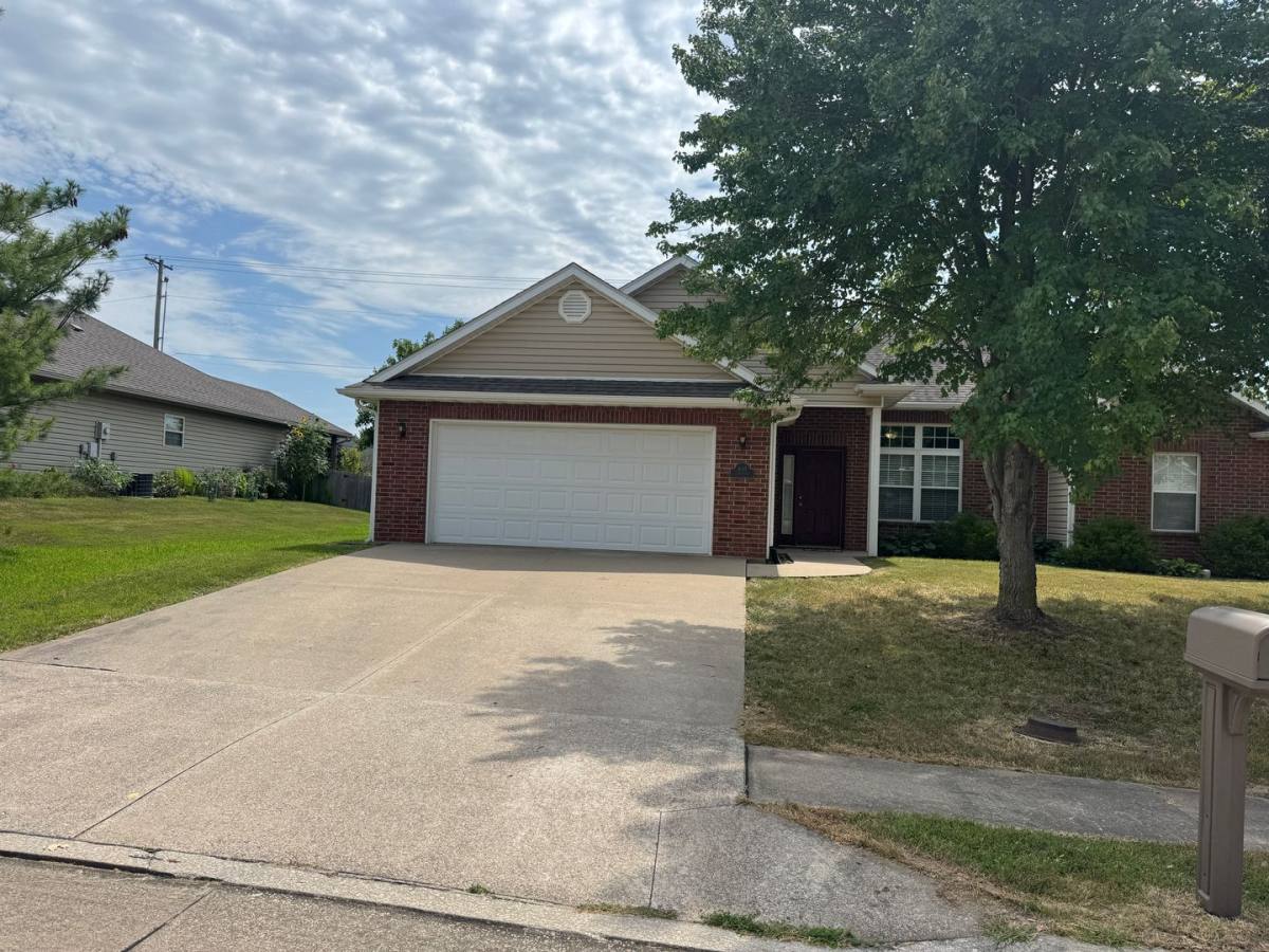 House for rent at 408 Amazon Dr, Columbia, MO 65202