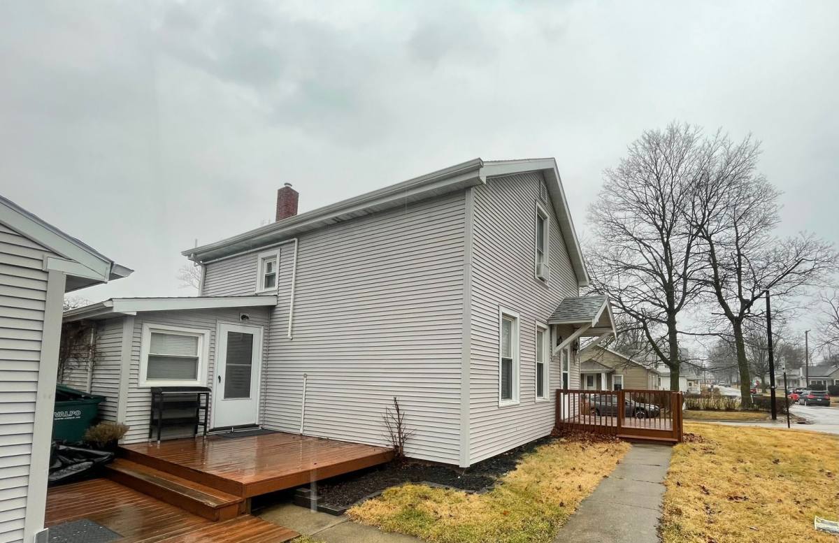 House for rent at 308 Institute St, Valparaiso, IN 46383